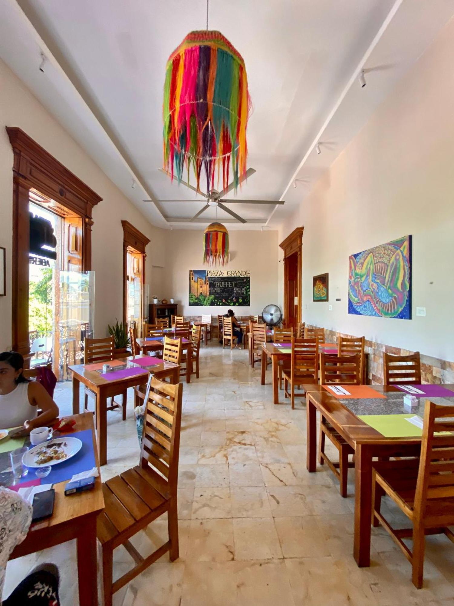 Отель Hostal Zocalo Мерида Экстерьер фото